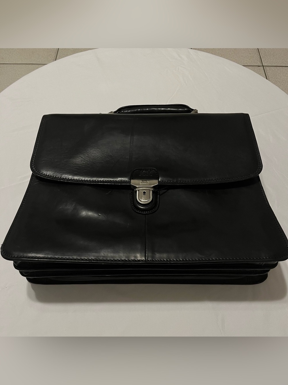 Tony Perotti Italian Leather Laptop Bag Briefcase